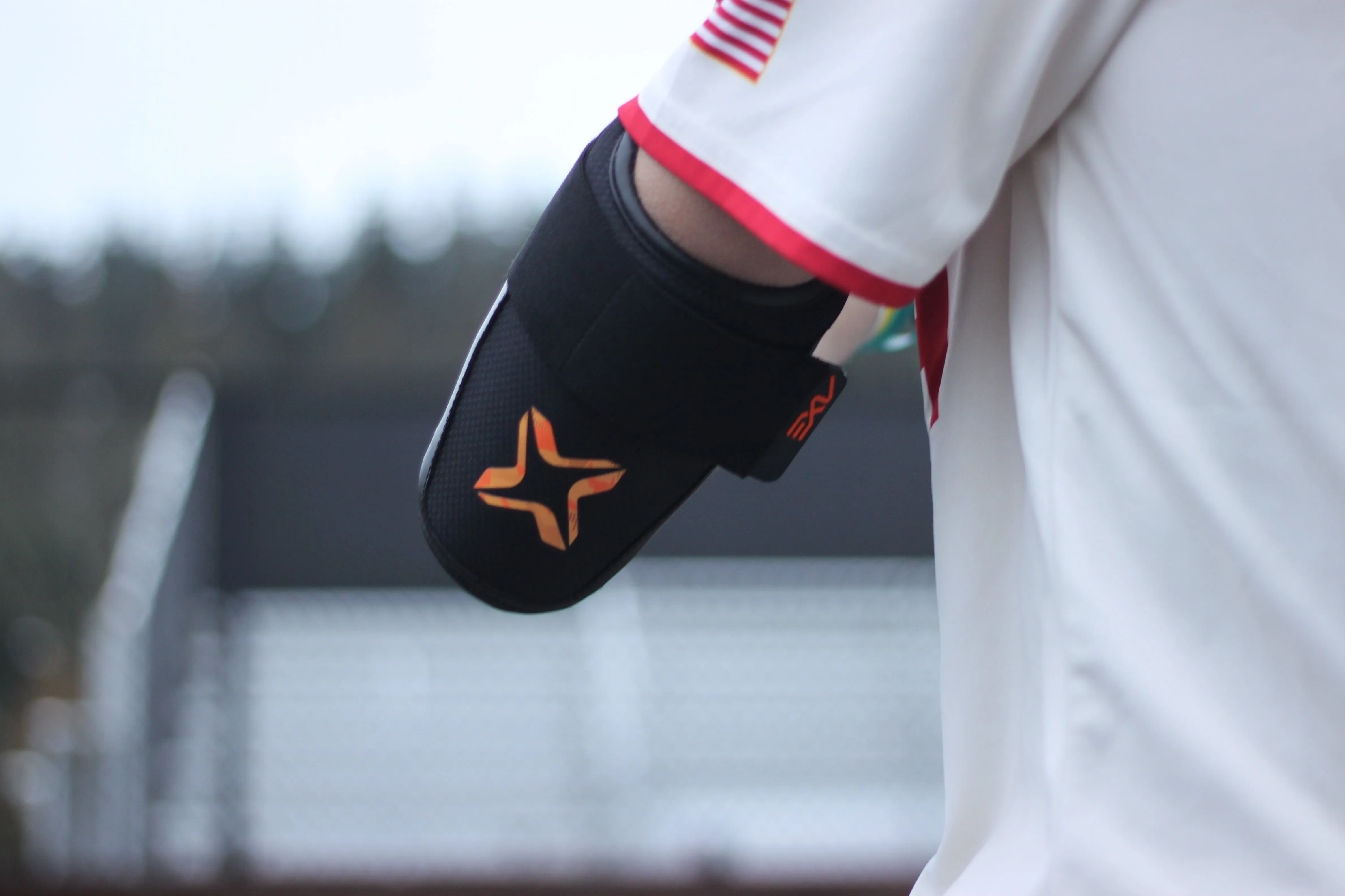 Axe Elbow Guards - Magma Orange