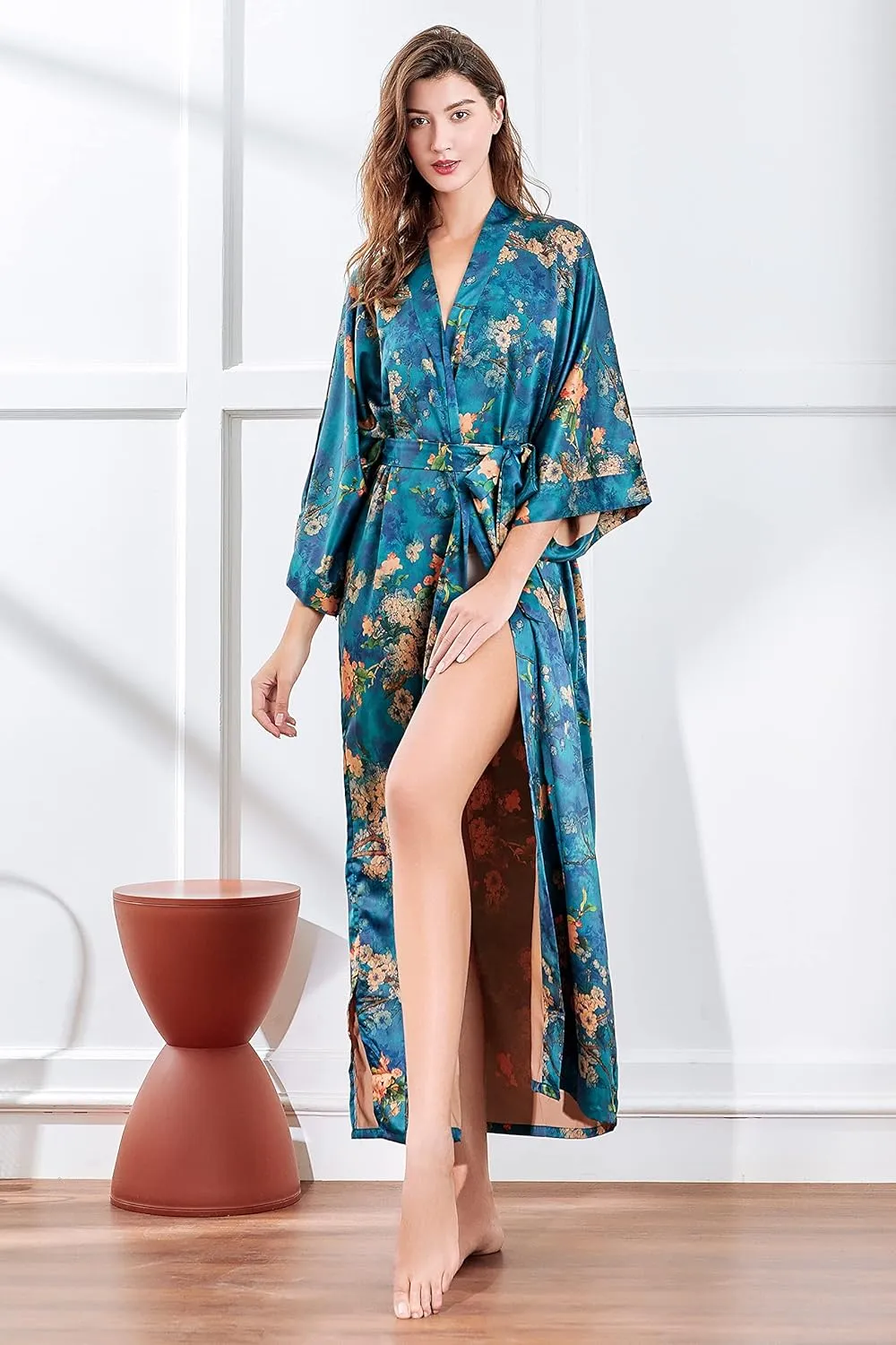 BABEYOND Floral Kimono Robe Satin Silky Wedding Robe Lightweight Long Kimono Nightgown Sleepwear