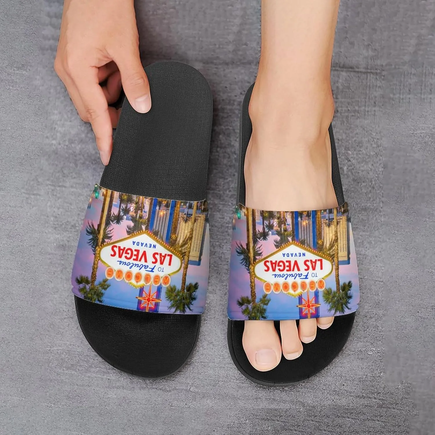 Peruvian Flag PVC Open Toe Shower Quick Drying Non-Slip Slippers Fashion for Men Women