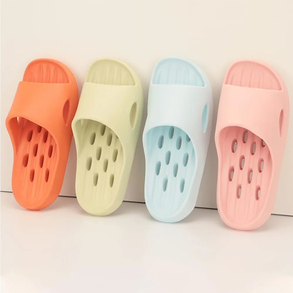 Quick-Drying Shower Slippers with Drainage Holes for Men and Women - Slip-Resistant, Lightweight, and Soft - Ideal for Fitness, Home, and Dorm Showers