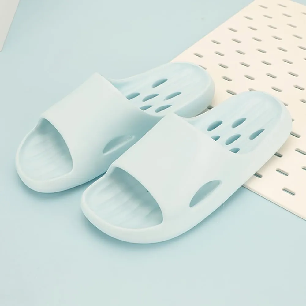 Quick-Drying Shower Slippers with Drainage Holes for Men and Women - Slip-Resistant, Lightweight, and Soft - Ideal for Fitness, Home, and Dorm Showers