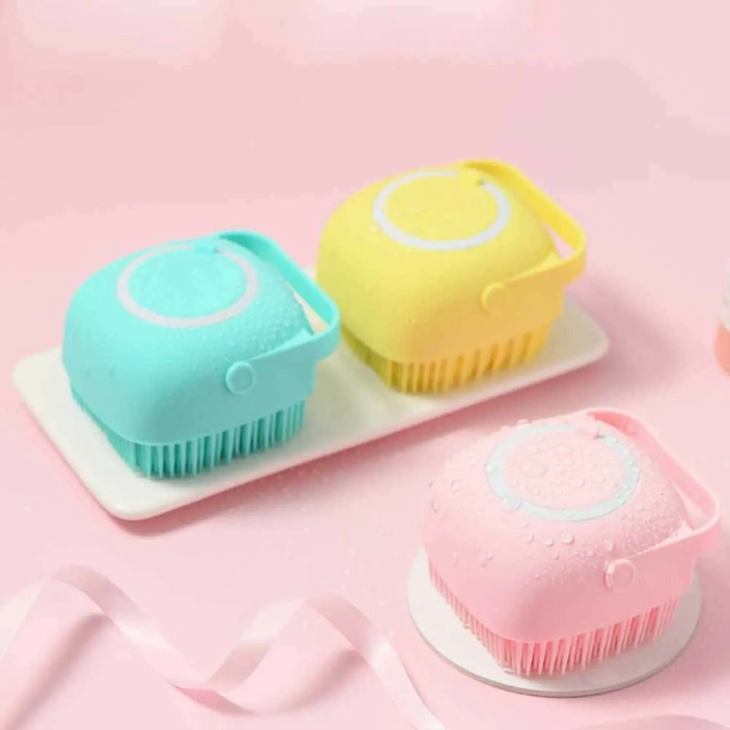 Soft Silicone Bath Shower Brush (Random Color)