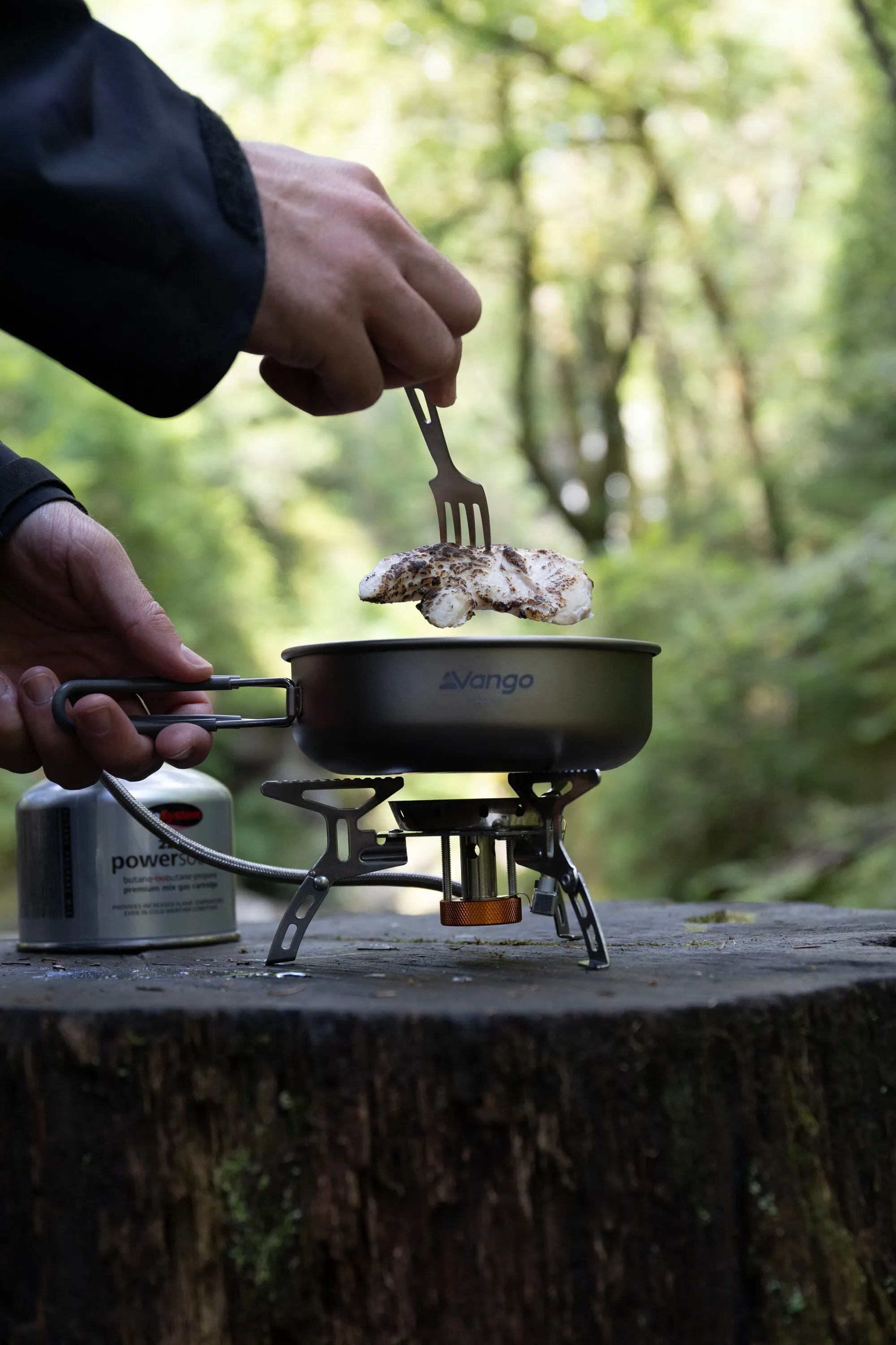 Vango Folding Stove With Windshield And Piezo